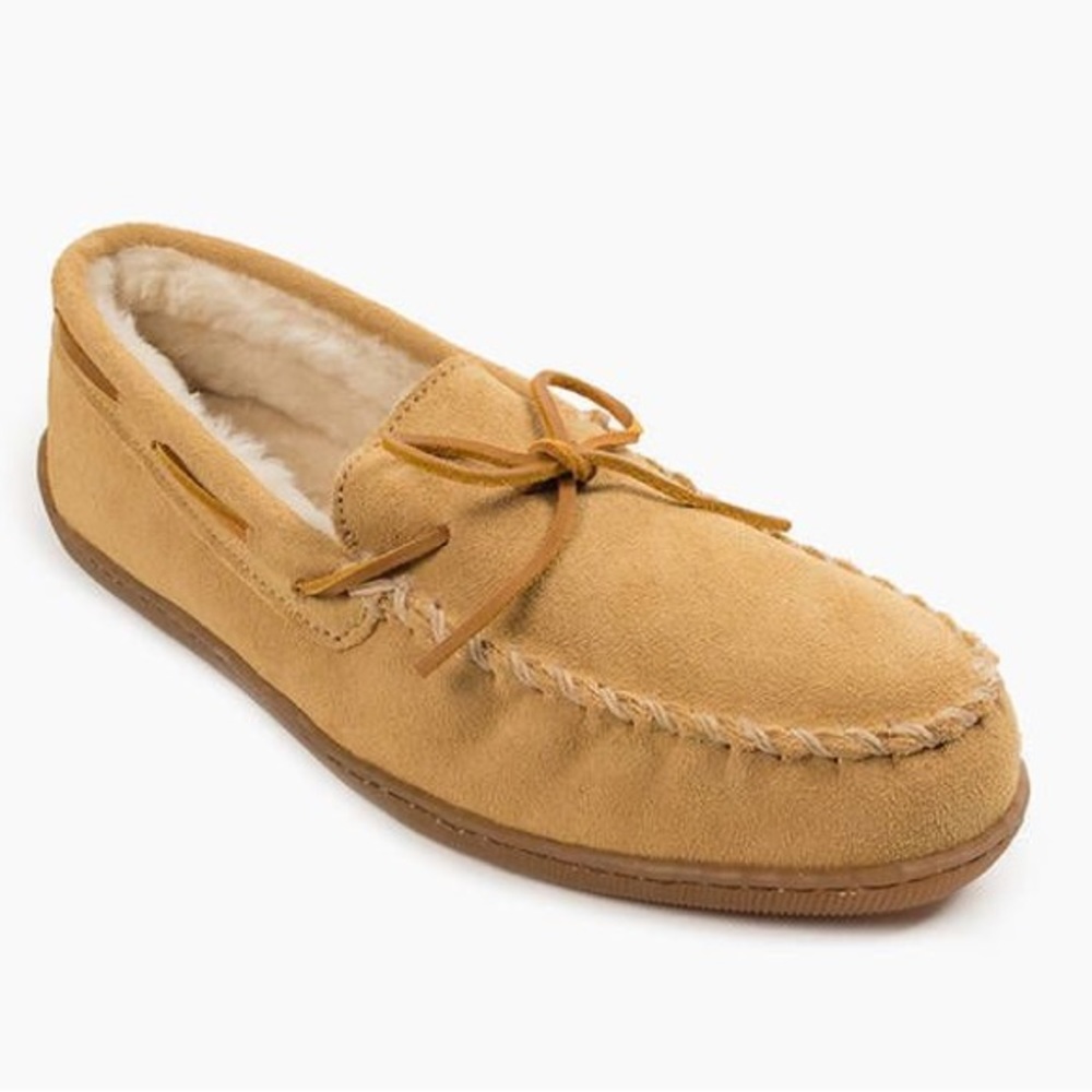 BRAND NEW MINNETONKA Men's Pile Lined Hardsole